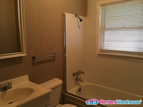 2nd image of 4329 Dardenne Dr