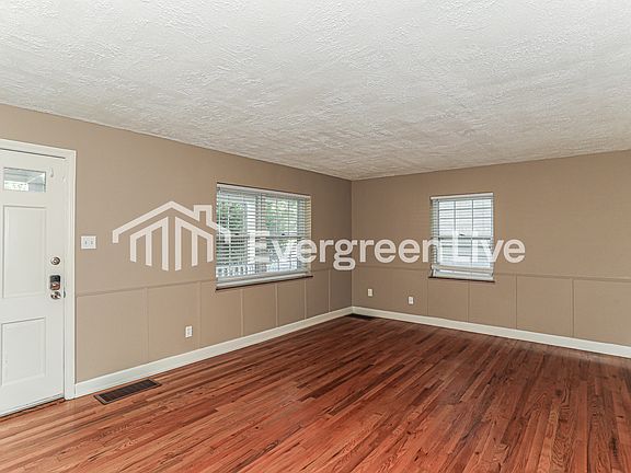 3rd image of 2161 Sylved Ln