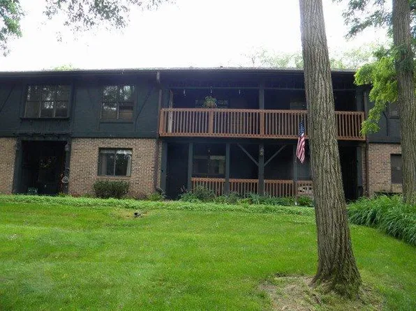 215 N Washington St #10, Manchester, MI 48158