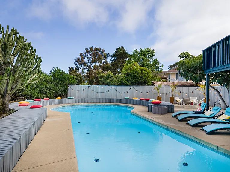 8143 La Jolla Scenic Dr N — Photo 40