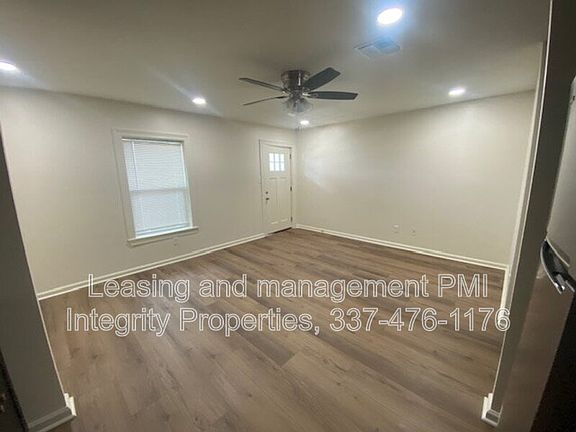 4th image of 105 Meaux Blvd APT 5