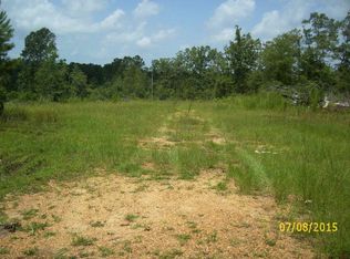 2127 Watts Rd SE, Smithdale, MS 39664
