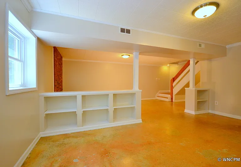 17 Laurel Park Dr — Photo 8