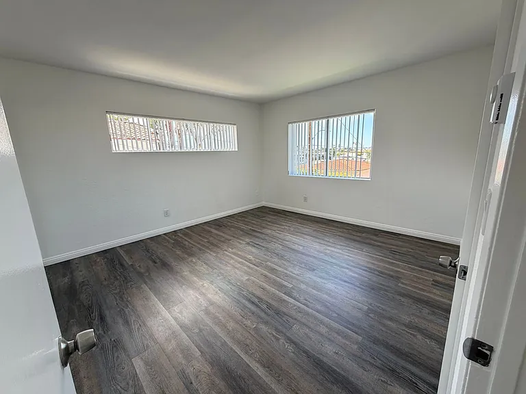 1916 Harriman Ln — Photo 20