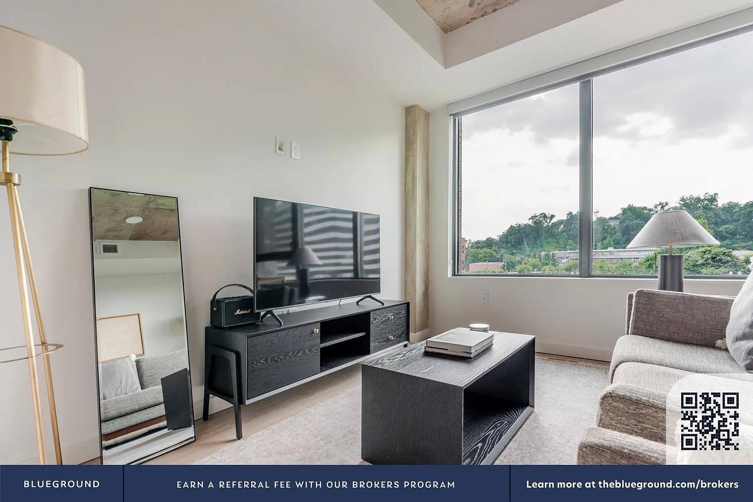 1 bed, 1.0 bath, 579 sqft, $2,140 — Photo 3