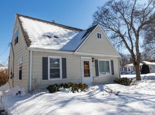 2476 S 69th St, West Allis, WI 53219