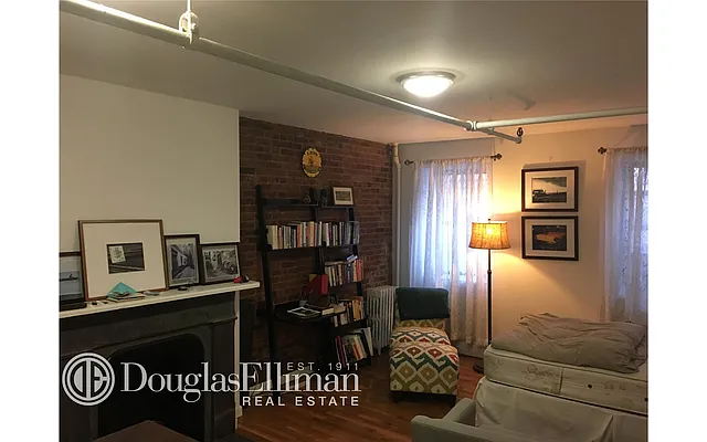 Rented by Douglas Elliman | media 7