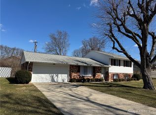 6110 Teagarden Cir, Dayton, OH 45449