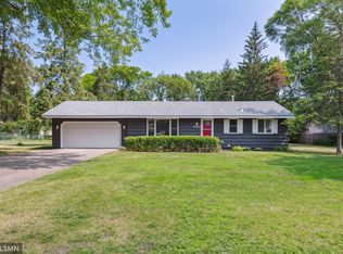 16250 Westgate Trl, Eden Prairie, MN 55344