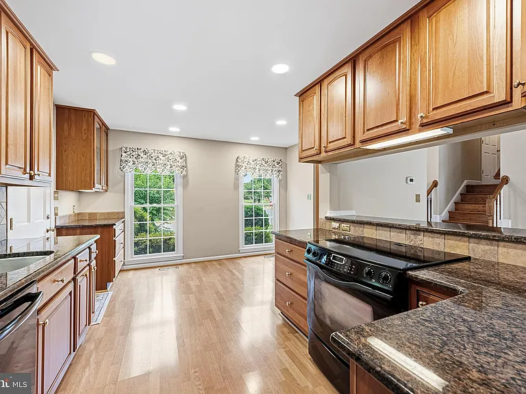 1432 Filene Ct — Photo 13