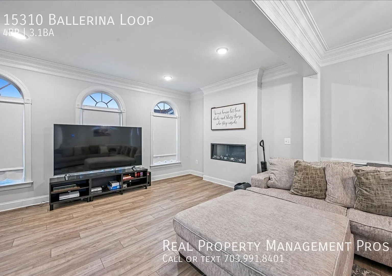 End-unit townhome with 4 bedrooms, 3.5 baths and a finished lower level! — Photo 3