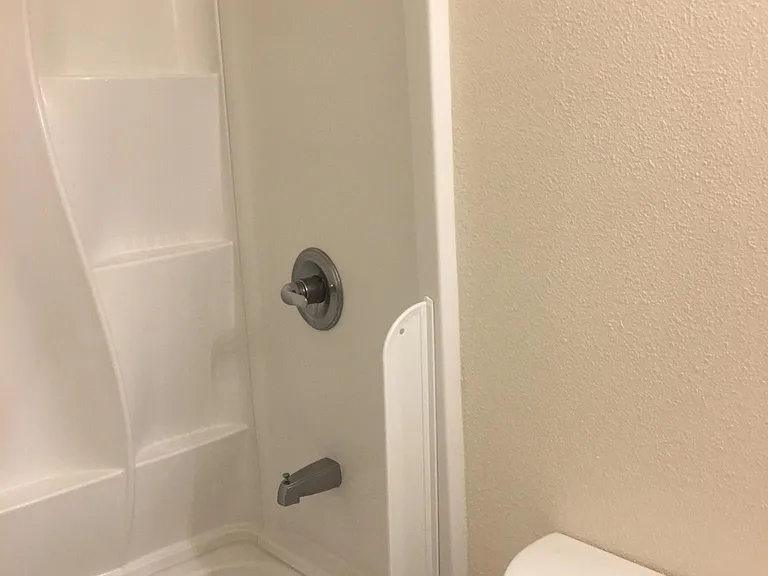 746 Illinois Ave #3 — Photo 3