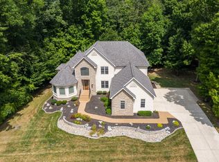 872 Riverbend Ave, Powell, OH 43065
