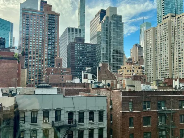 411 East 53rd Street image 1 of 21