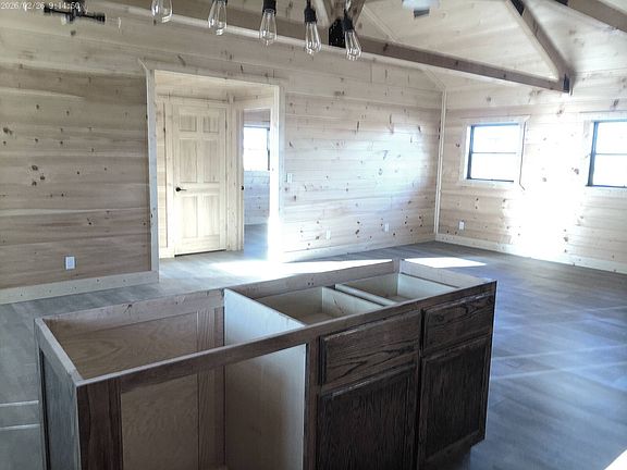 3rd image of 2301 Rodeo Dr