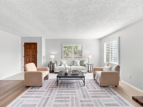 5th image of 650 Laguna Point Ct
