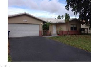 11590 NW 39th Pl, Coral Springs, FL 33065