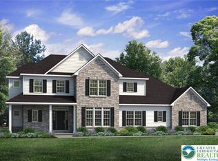 1012 Fairway Dr #41, Forks Township, PA 18040