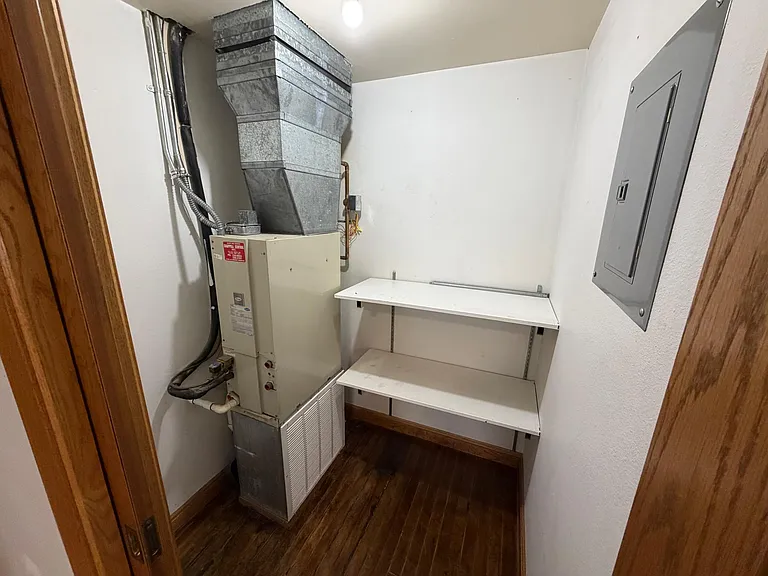 316 Becker Ave SW #42 — Photo 32