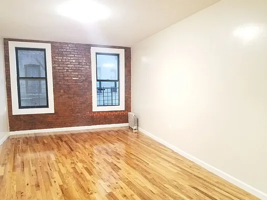 Rented by Bruma Realty LLC | media 3