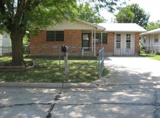 1211 SW 26th Pl, Lawton, OK 73505