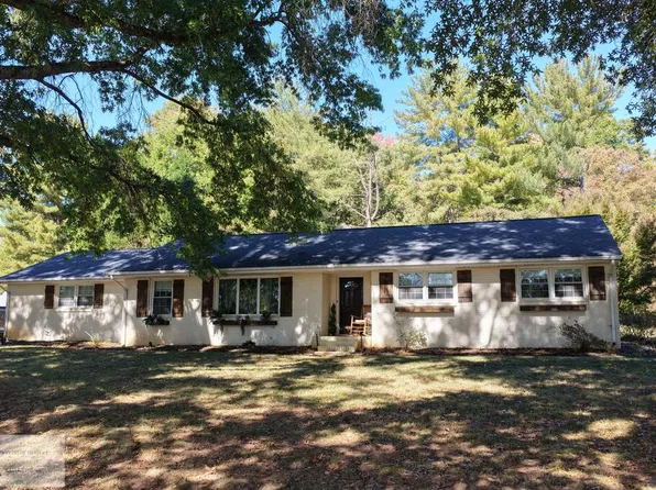 1101 Wilkerson Rd, Ringgold, VA 24586
