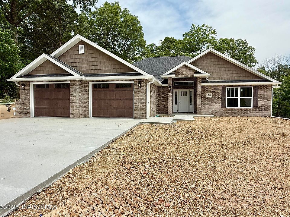 1st image of 348 Hazelwood Dr