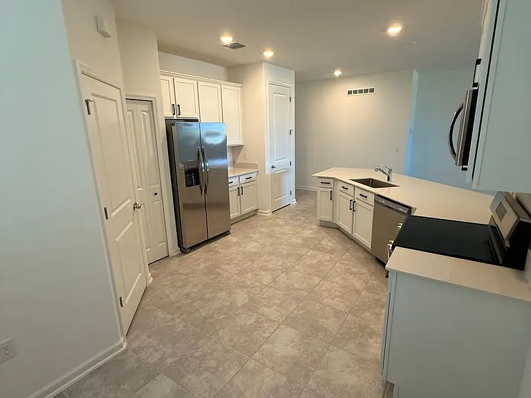 1250 Belle Isle Ln — Photo 6