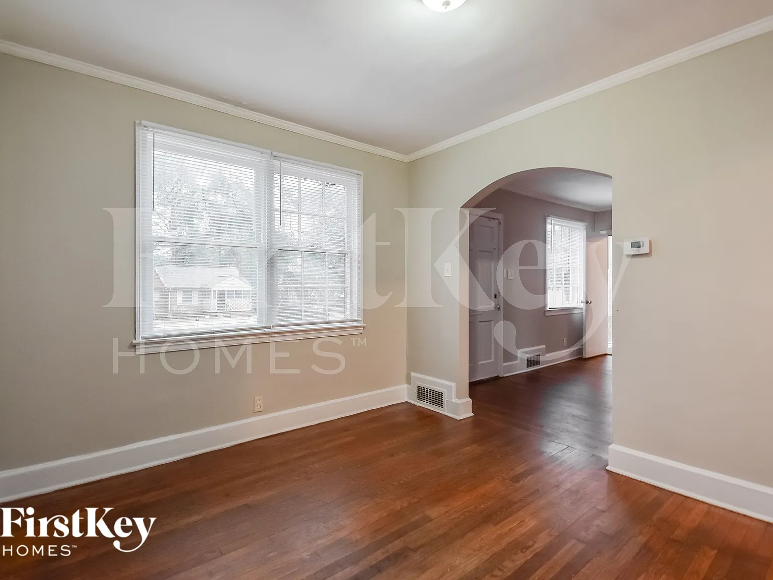 3 bed, 2.0 bath, 1570 sqft, $1,850 — Photo 4