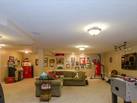 4th image of 4245 Hickory Rock Dr