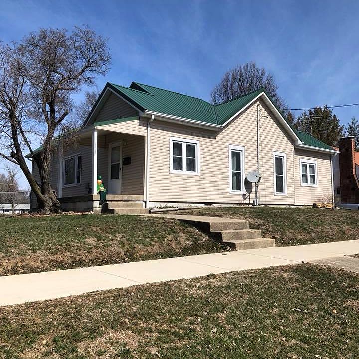 1st image of 601 W North 3rd St