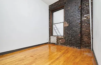 Rented by PocketBroker Inc