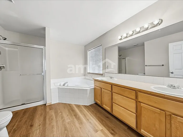 18245 72nd Ave E — Photo 12