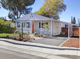 10819 Scoville Ave, Sunland, CA 91040