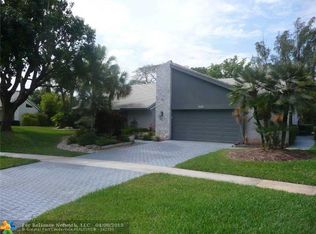 6920 Giralda Cir, Boca Raton, FL 33433