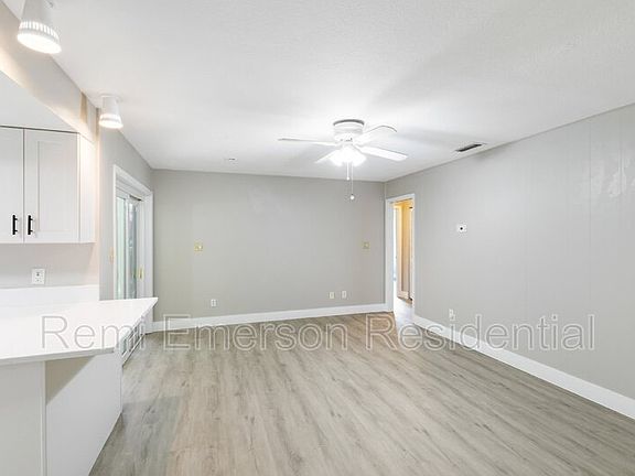 5th image of 3326 Young St