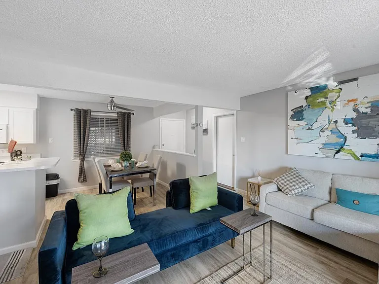 Arlo Apartments — Photo 3