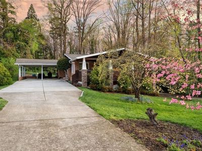 3241 Paddington Ln, Winston Salem, NC, 27106
