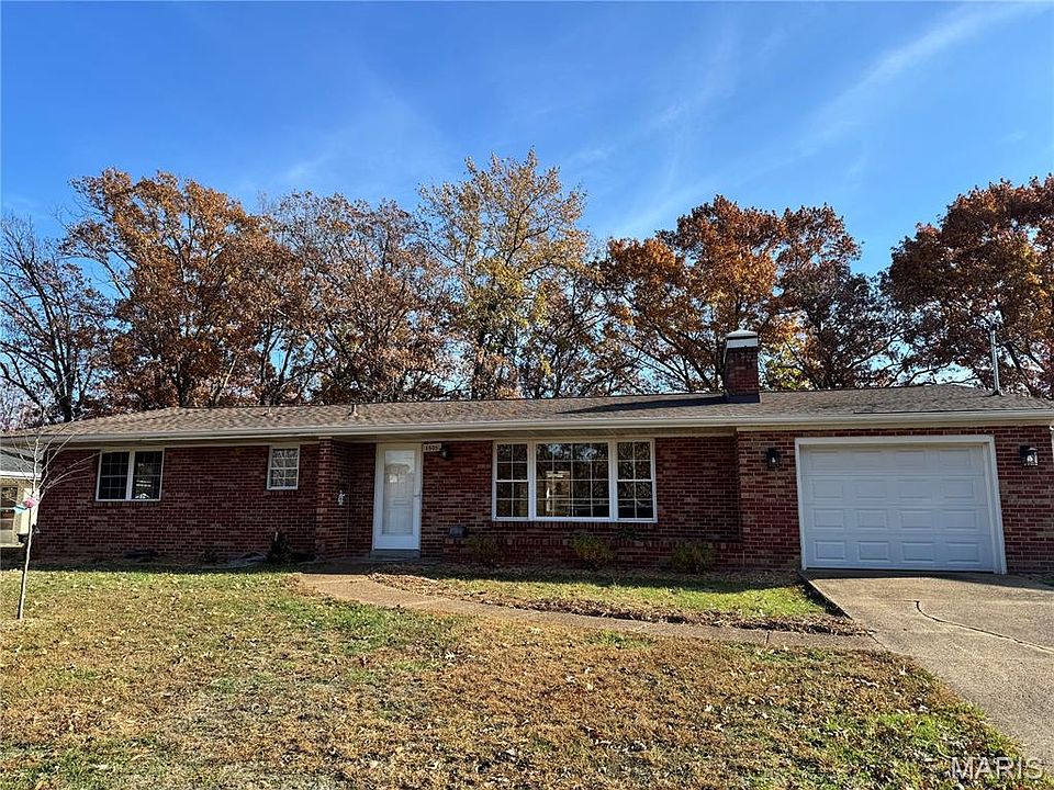1st image of 1505 Rosewood Dr