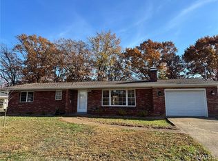 1505 Rosewood Dr, Jefferson City, MO 65101