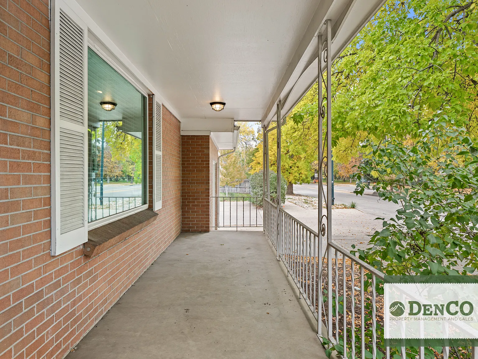 6 bed, 3000 sqft, $4,500 — Photo 2