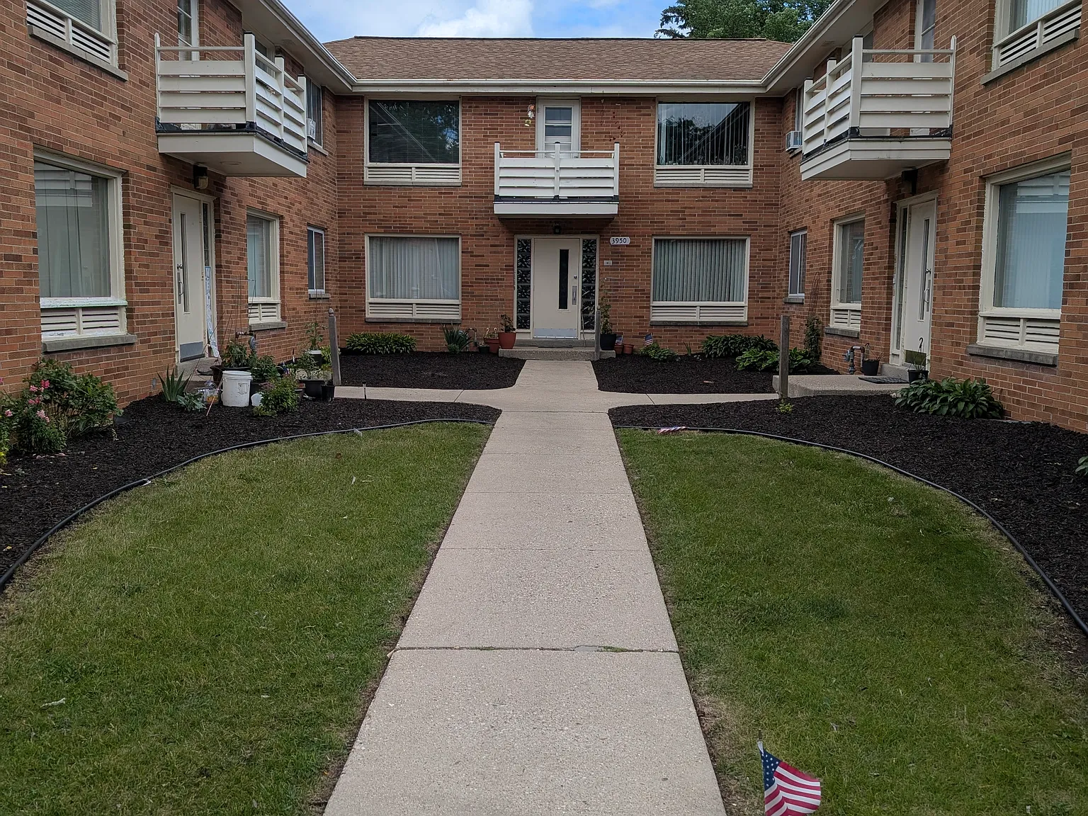 1 bed, 850 sqft, $950 — Photo 1