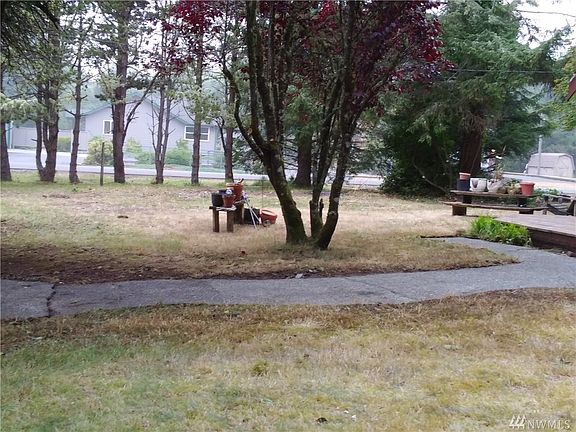4th image of 966 Hassalo Ave SE