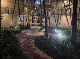 8035 SW 107th Ave APT 221, Miami, FL 33173