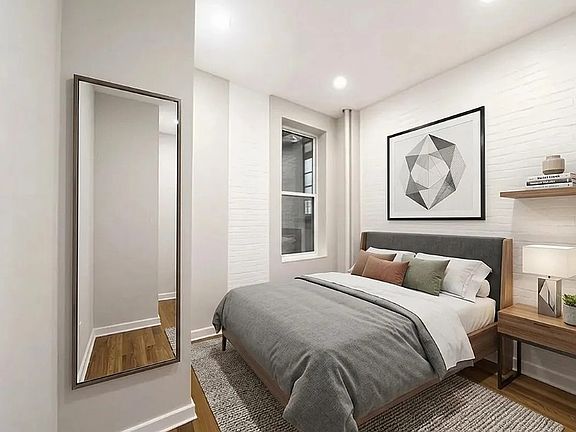 4th image of 338 W 17th St APT 2c