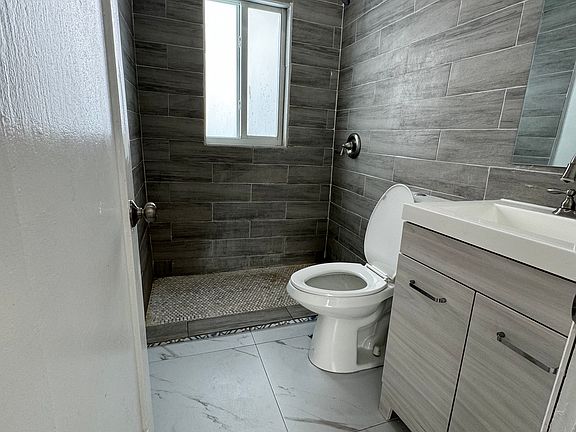4th image of 7643 NW 6th Ct #1-2