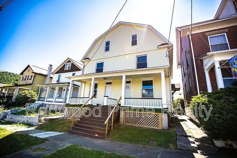 1st image of 552 Highland Ave