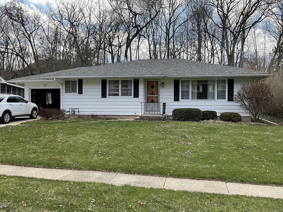 1st image of 717 Cloute STREET