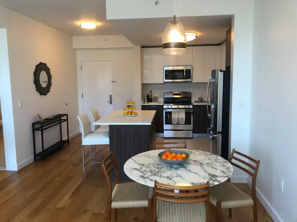 110 1st Street image 13 of 21