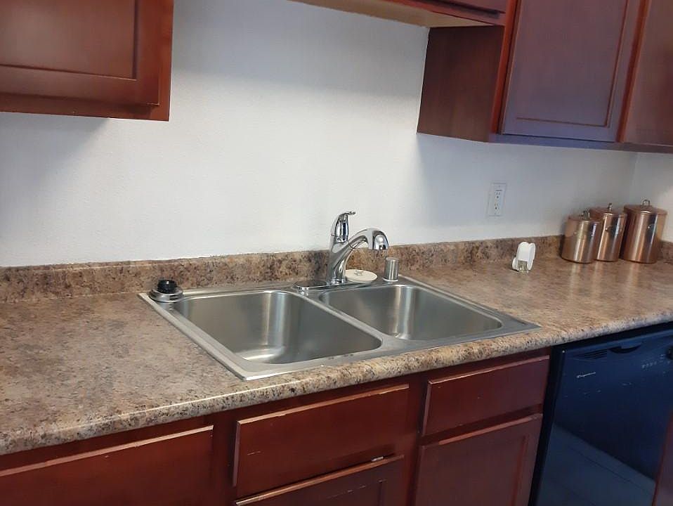 1st image of 4200 Montgomery Blvd NE #31